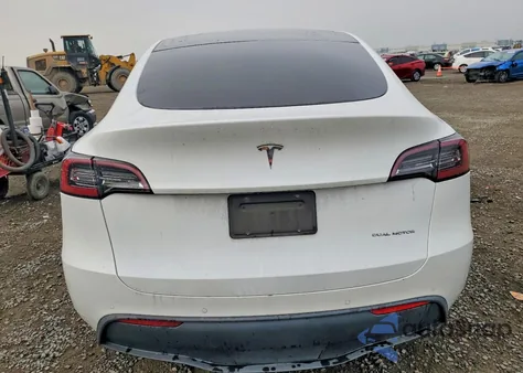 2020 Tesla Model Y z USA, uszkodzony, nr VIN 5YJYGDEE5LF004433